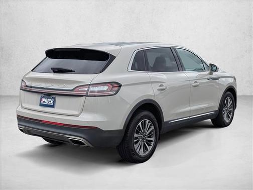 Ceramic Pearl Metallic Tinted Clearcoat 2022 Lincoln Nautilus Reserve