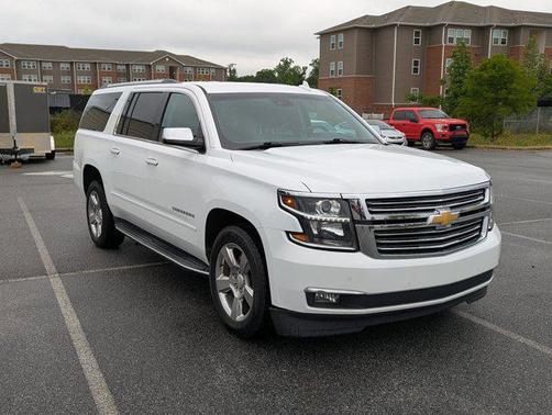 Summit White 2018 Chevrolet Suburban Premier