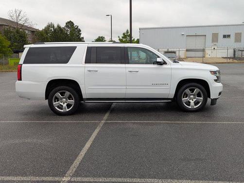 Summit White 2018 Chevrolet Suburban Premier