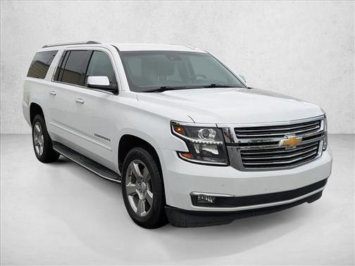 Summit White 2018 Chevrolet Suburban Premier