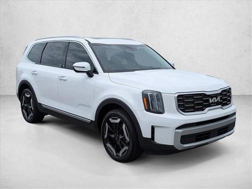 Glacial White Pearl 2024 Kia Telluride S