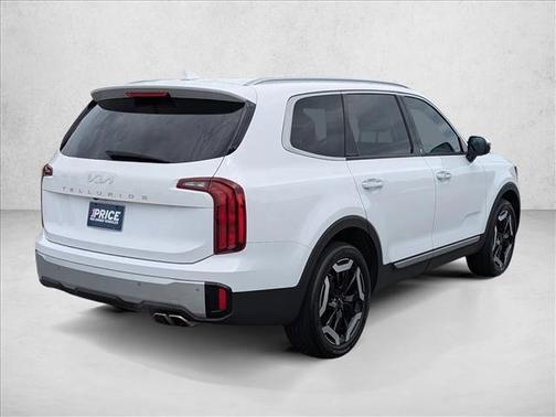 Glacial White Pearl 2024 Kia Telluride S