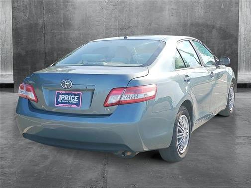 2010 Toyota Camry LE