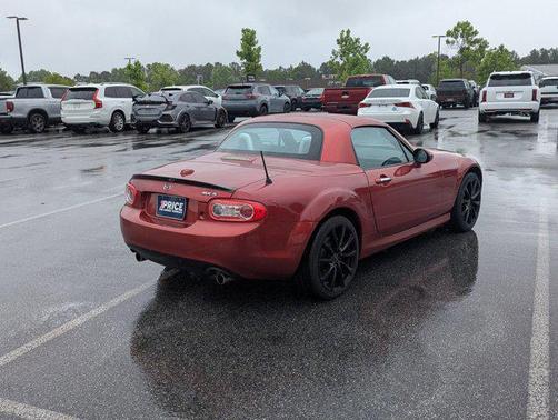 Zeal Red 2015 Mazda MX-5 Miata Grand Touring