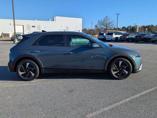 2026 Hyundai IONIQ 5 SE