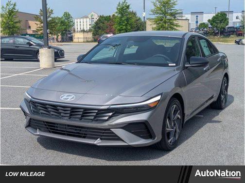 2025 Hyundai ELANTRA HEV SEL Sport