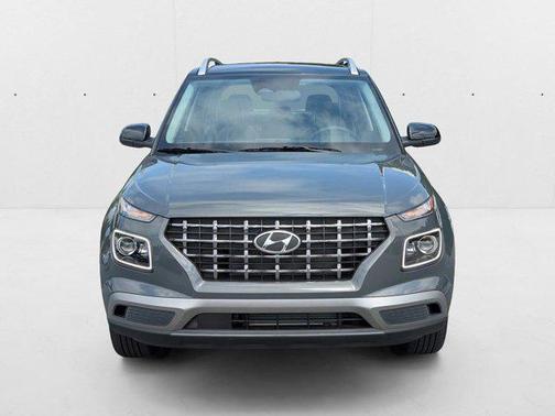 Ecotronic Gray w/Black Roof 2025 Hyundai VENUE Limited
