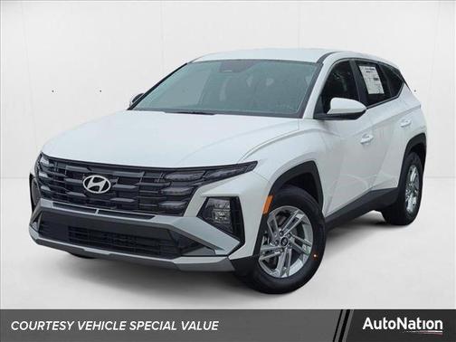 2025 Hyundai TUCSON SE
