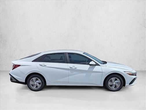 Serenity White 2026 Hyundai ELANTRA SE