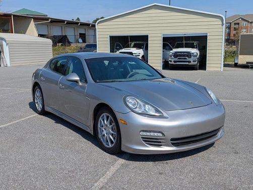 2011 Porsche Panamera 4