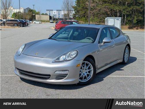 2011 Porsche Panamera 4