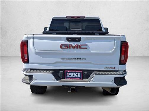 2022 GMC Sierra 2500 AT4