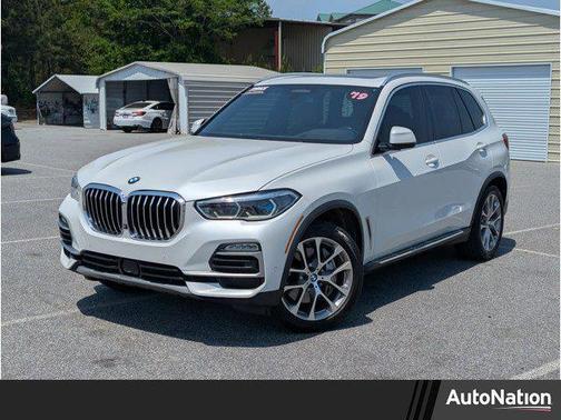 Mineral White Metallic 2019 BMW X5 xDrive50i