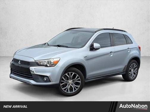 Cool Silver Metallic 2016 Mitsubishi Outlander Sport 2.4 GT