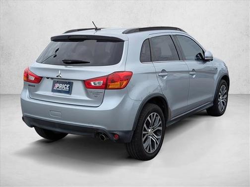 Cool Silver Metallic 2016 Mitsubishi Outlander Sport 2.4 GT