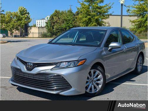 2019 Toyota Camry LE