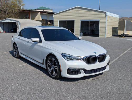 2017 BMW 750 I