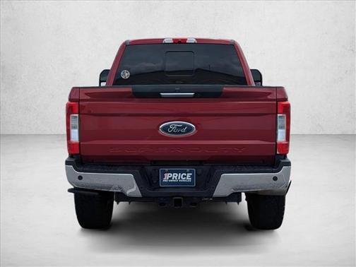 Ruby Red Metallic Tinted Clearcoat 2019 Ford F-250 Lariat