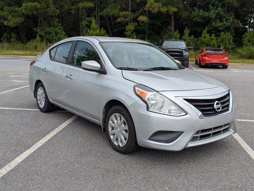2019 Nissan Versa 1.6 SV