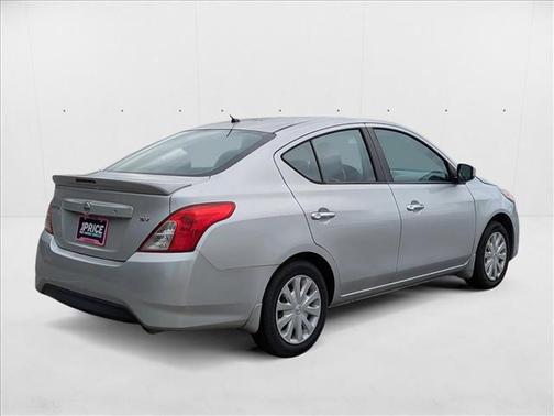 2019 Nissan Versa 1.6 SV