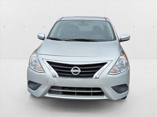 2019 Nissan Versa 1.6 SV