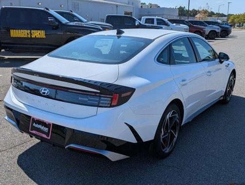 2026 Hyundai SONATA SEL