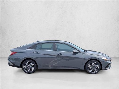 Ecotronic Gray 2026 Hyundai ELANTRA Limited