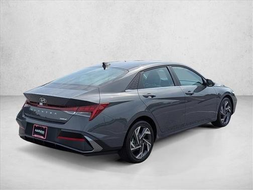 Ecotronic Gray 2026 Hyundai ELANTRA Limited