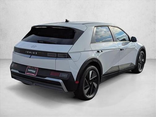 Atlas White 2026 Hyundai IONIQ 5 SEL