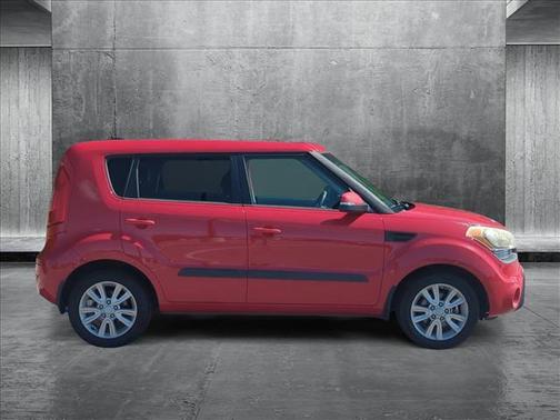 2012 Kia Soul +