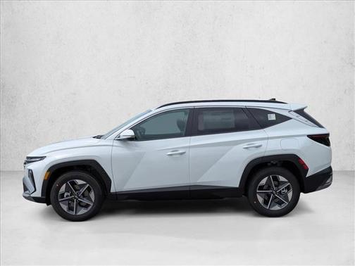 Serenity White Pearl 2026 Hyundai TUCSON SEL Premium
