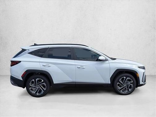 Serenity White Pearl 2026 Hyundai TUCSON SEL Plus