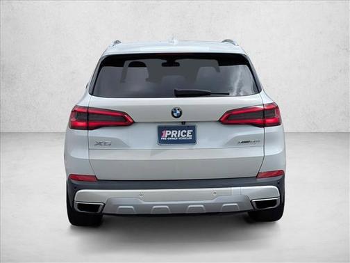 Mineral White Metallic 2019 BMW X5 xDrive50i