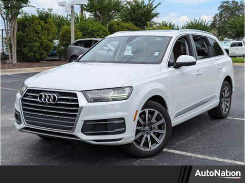 2019 Audi Q7 45 Premium Plus