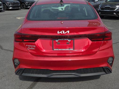 2022 Kia Forte LXS