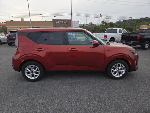 2023 Kia Soul S