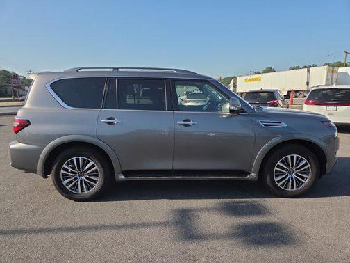 2023 Nissan Armada SL 4WD