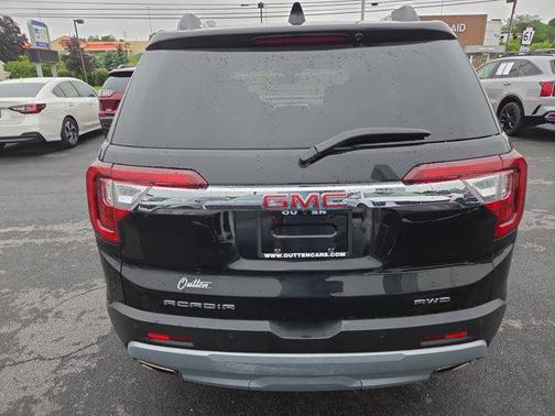 2023 GMC Acadia AWD SLT