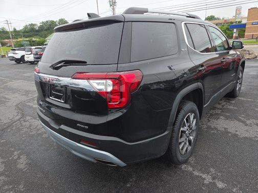 2023 GMC Acadia AWD SLT