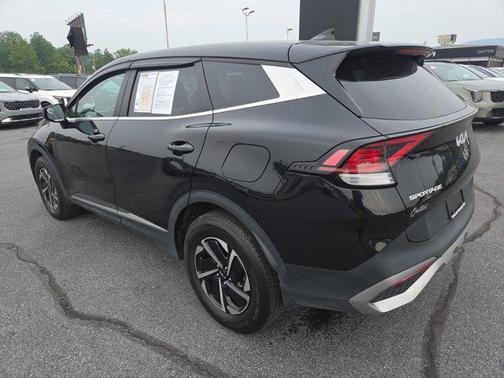 2023 Kia Sportage Hybrid LX