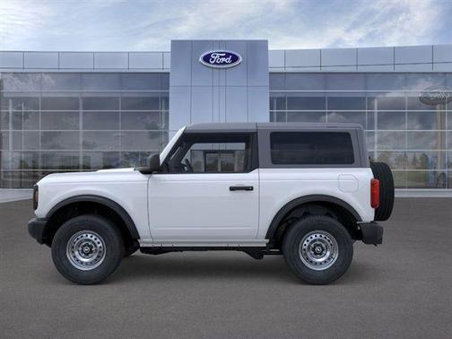 Oxford White 2025 Ford Bronco Base