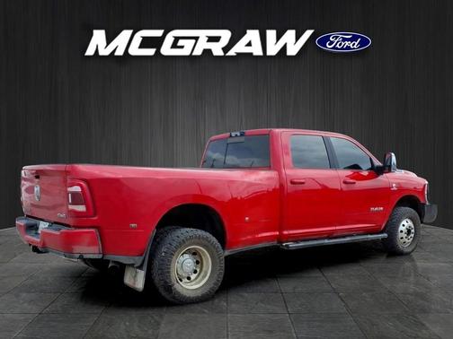 Flame Red Clearcoat 2024 RAM 3500 Laramie Crew Cab 4x4 8' Box