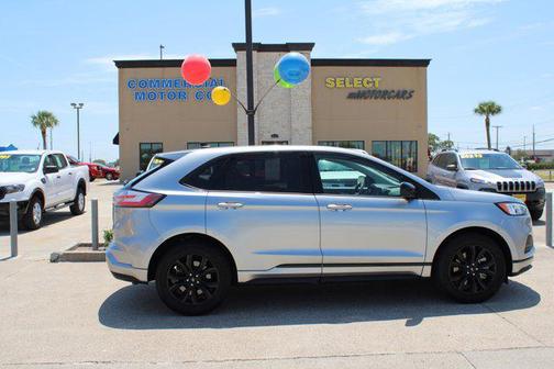 2023 Ford Edge SE