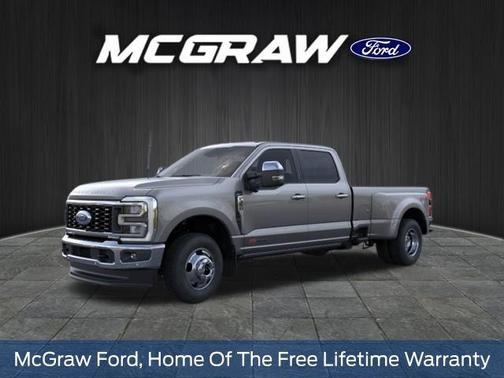 Carbonized Gray Metallic 2026 Ford F-350 Lariat