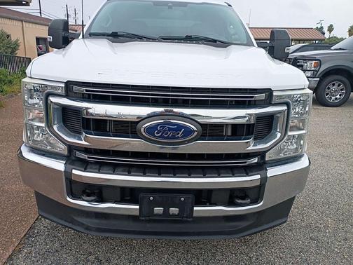 Oxford White 2022 Ford F-250 XL