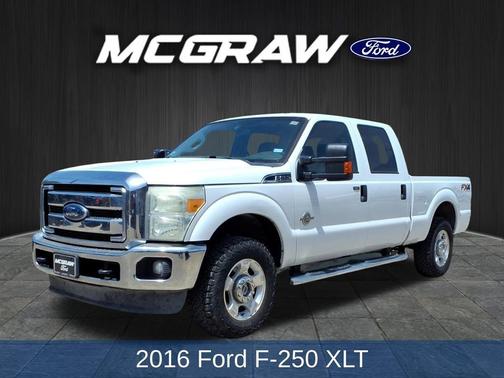 Oxford White 2016 Ford F-250 XLT
