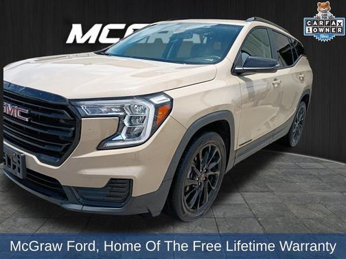 Desert Sand Metallic 2023 GMC Terrain SLE