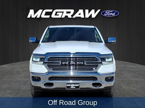 Bright White Clearcoat 2020 RAM 1500 Laramie