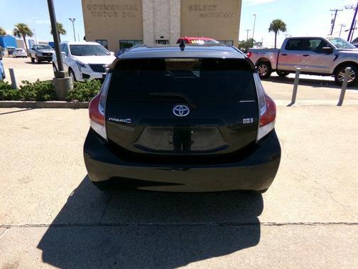 2016 Toyota Prius c Two