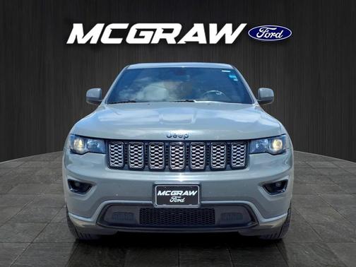 Sting-Gray Clearcoat 2020 Jeep Grand Cherokee Altitude